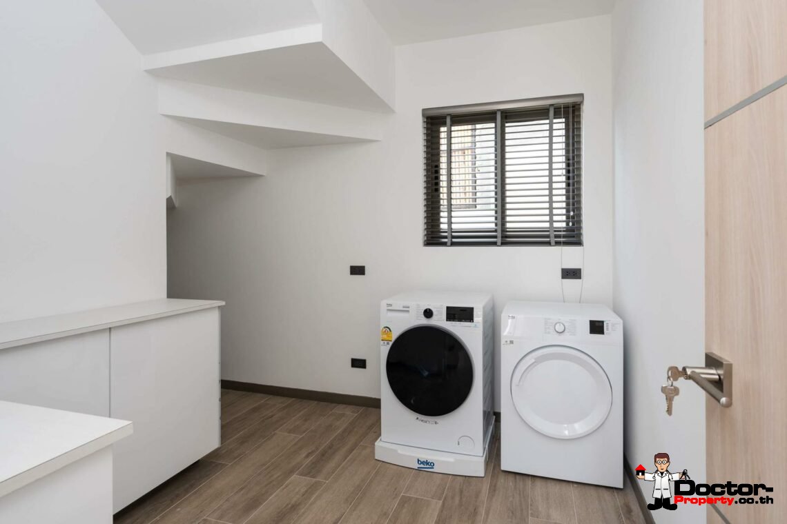 New 3 Bedroom Pool Villa with Sea View – Bo Phut, Koh Samui – For Sale